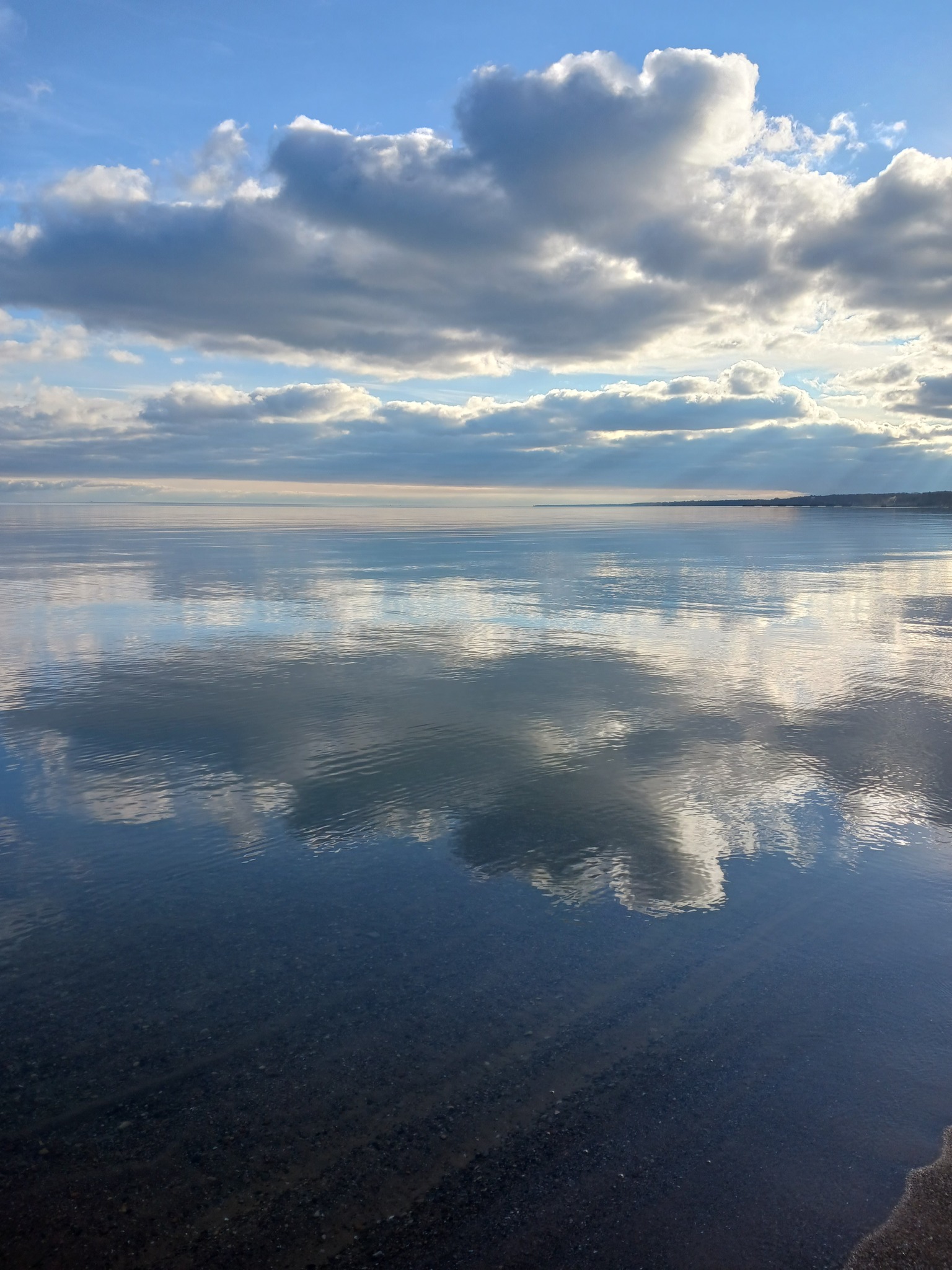 Young's Getaway Beachfront Resort: Photo Gallery. Tawas Sandy Beach 